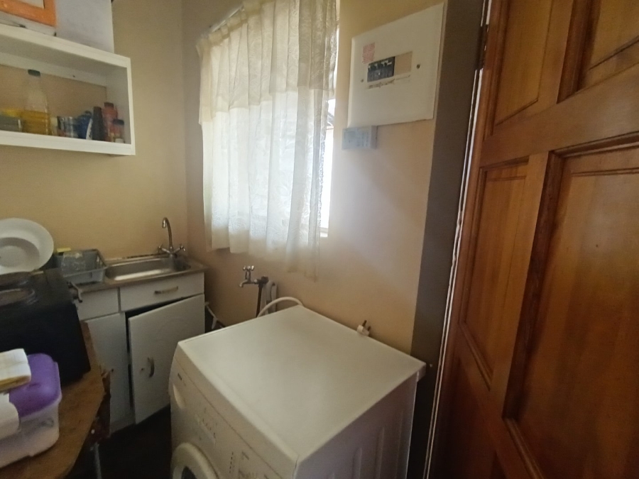 To Let 1 Bedroom Property for Rent in Die Bult North West